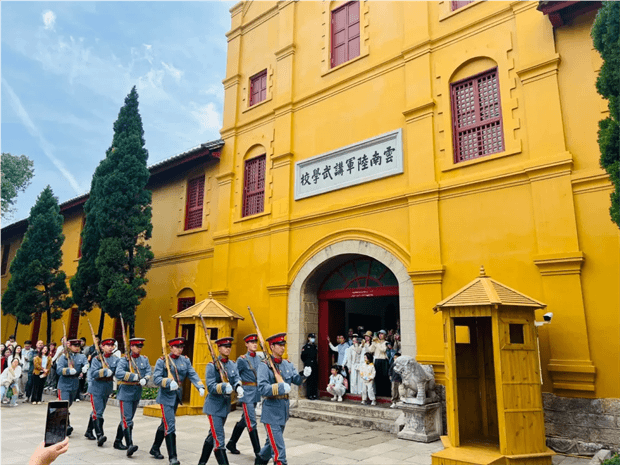 公司企業(yè)來昆明不知道去哪里團建？跟著天行團建公司來看看這條線路！